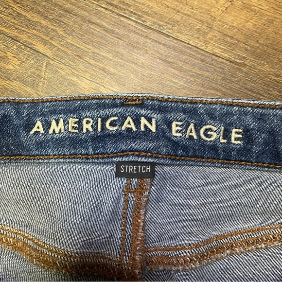 American Eagle Mom Jeans Womens 6 High Rise Stretch Blue Denim Distressed - Picture 4 of 10